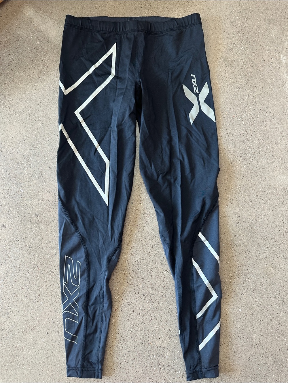 2XU Black Compression Leggings with Silver Logos